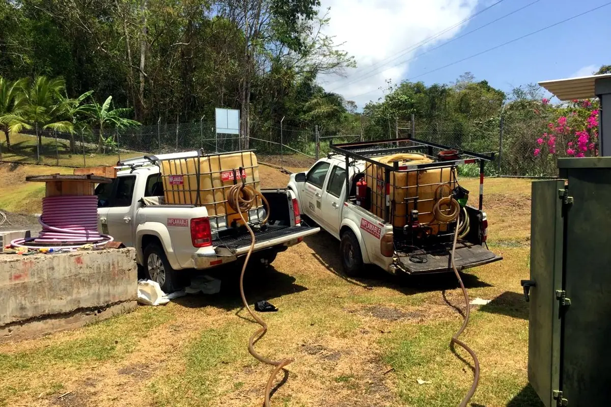 Camionetas equipadas para transporte de diésel a sitios remotos
